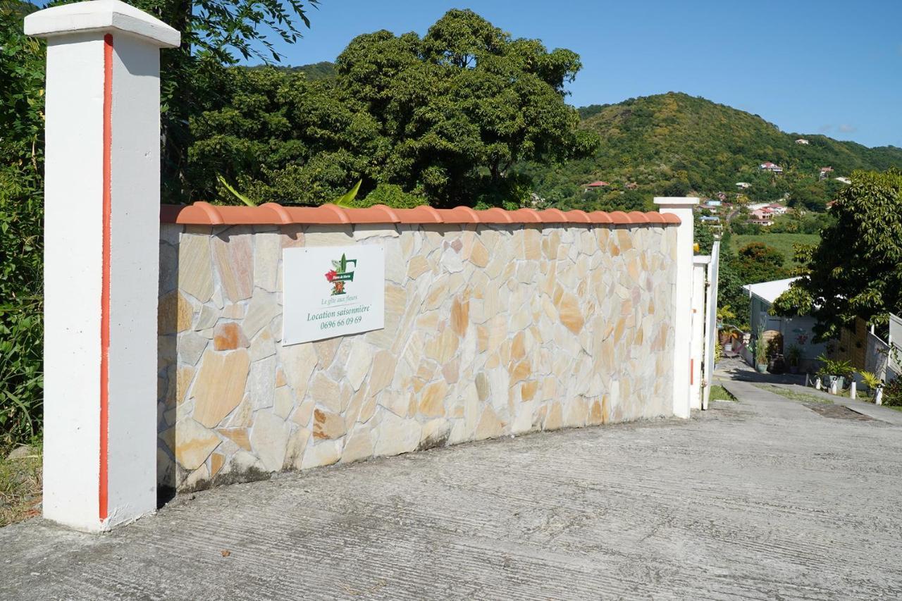 Residence Flores De Maria Le Marin Esterno foto