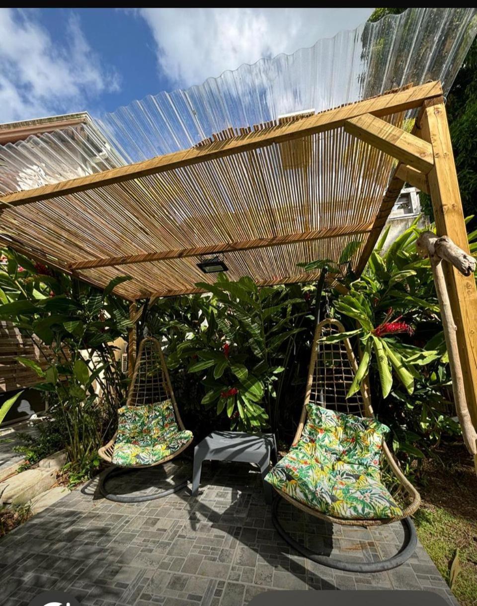 Residence Flores De Maria Le Marin Esterno foto